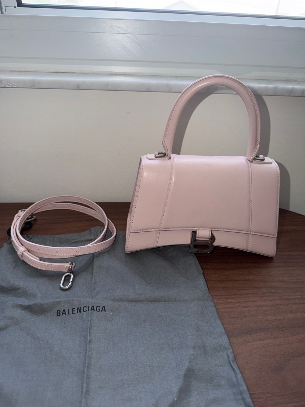 Balenciaga HourglassBag in Light Pink